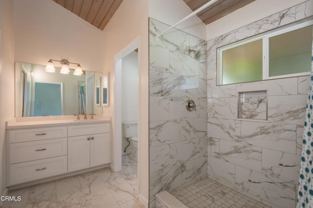 Somis, California, 93066, United States, 7 Bedrooms Bedrooms, ,1 BathroomBathrooms,Residential,For Sale,2049241