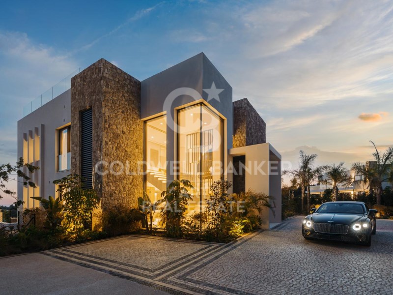 Marbella, Andalusia, ES, 5 Bedrooms Bedrooms, ,6 BathroomsBathrooms,Residential,For Sale,1985219