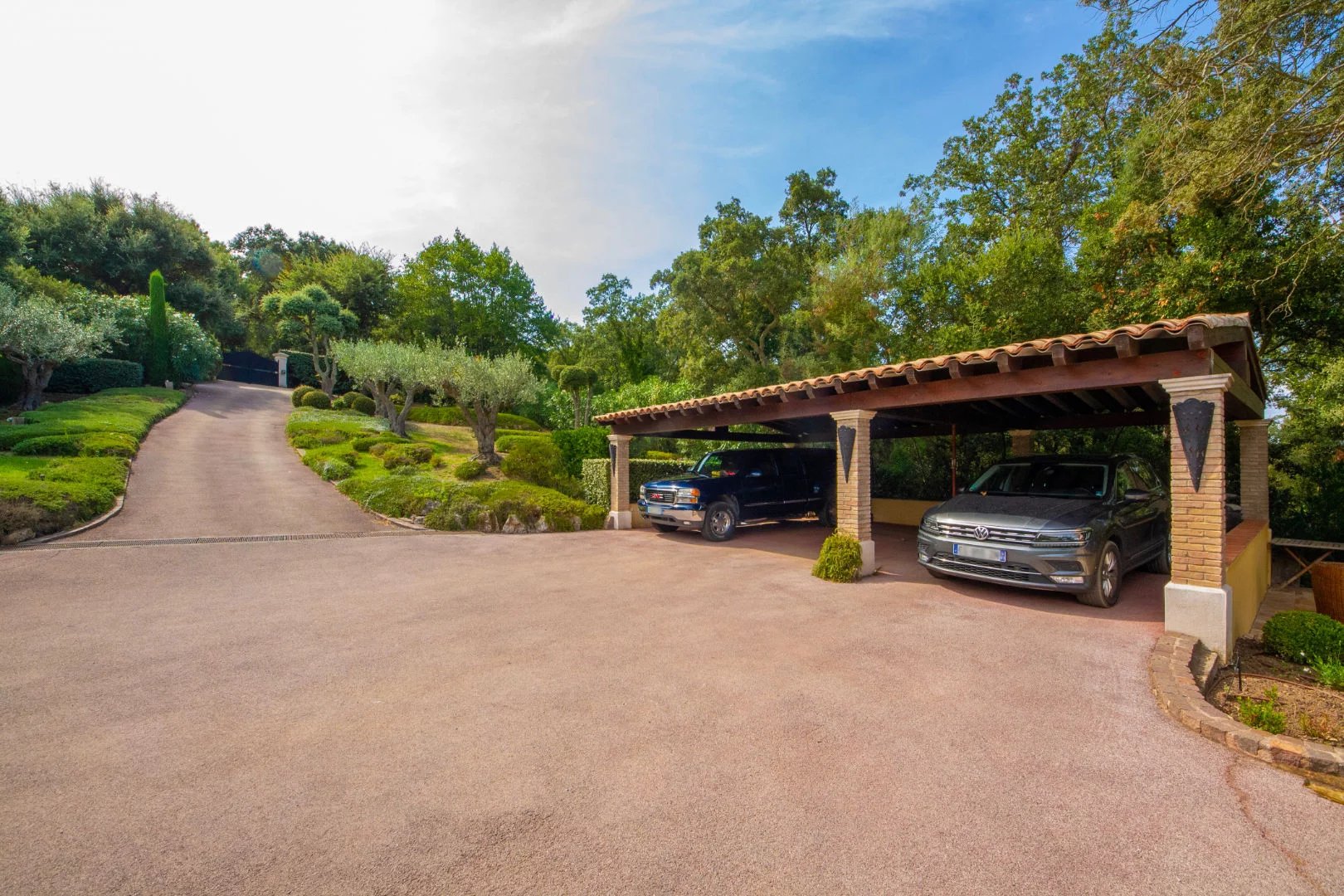 Gassin, Provence-Alpes-Côte d’Azur, 83580, FR, 5 Bedrooms Bedrooms, ,9 BathroomsBathrooms,Residential,For Sale,1627574