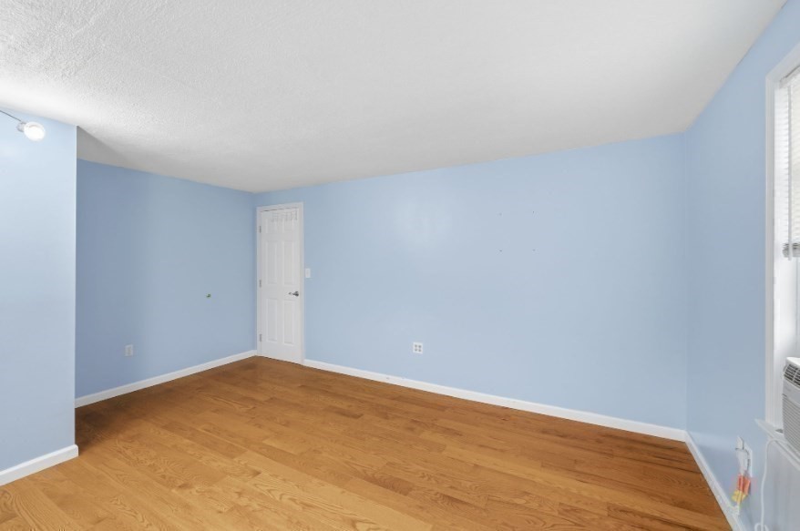 Lowell, Massachusetts, 01852, United States, 3 Bedrooms Bedrooms, ,3 BathroomsBathrooms,Residential,For Sale,2001570