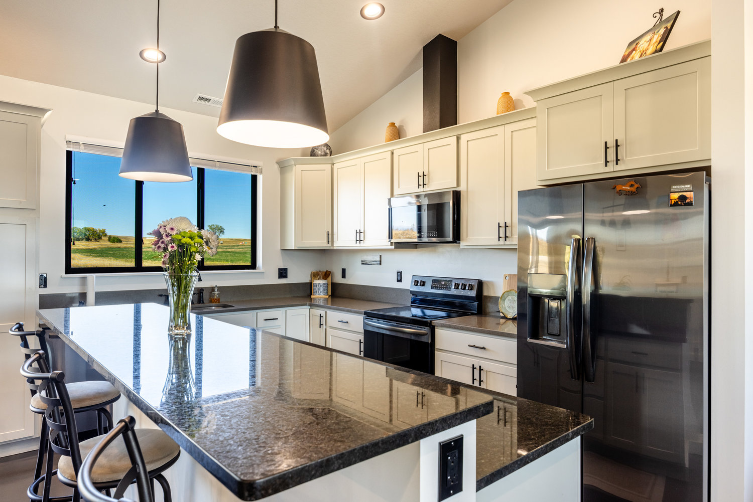 Sheridan, Wyoming, 82801, United States, 3 Bedrooms Bedrooms, ,2 BathroomsBathrooms,Residential,For Sale,1983795