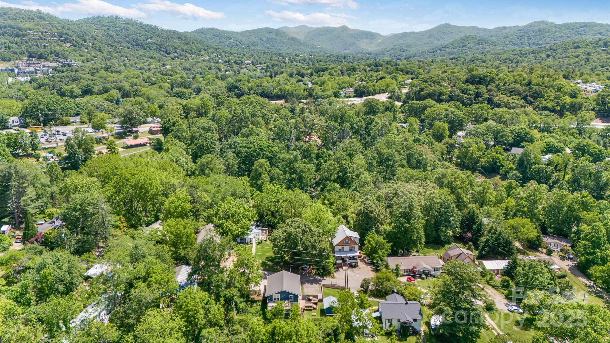 Asheville, North Carolina, 28804, United States, 4 Bedrooms Bedrooms, ,2 BathroomsBathrooms,Residential,For Sale,1977861