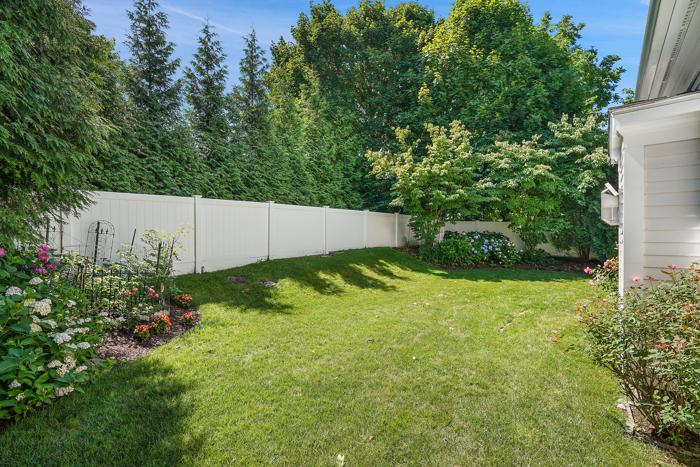  23 Riverside Lane - 物件實景