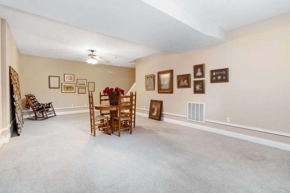 Somerset, Kentucky, 42503, United States, 4 Bedrooms Bedrooms, ,4 BathroomsBathrooms,Residential,For Sale,1976545