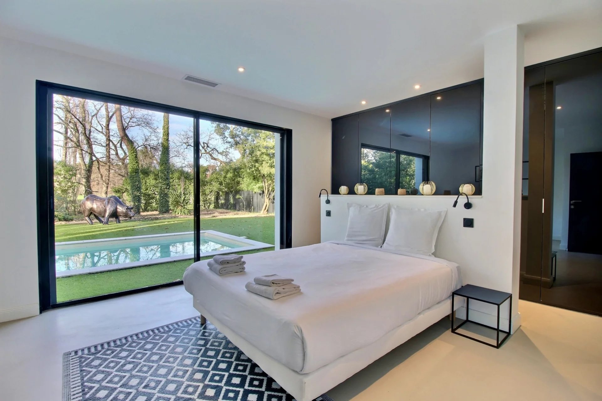 Arcachon, New Aquitaine, 33120, FR, 4 Bedrooms Bedrooms, ,Residential,For Sale,1995658