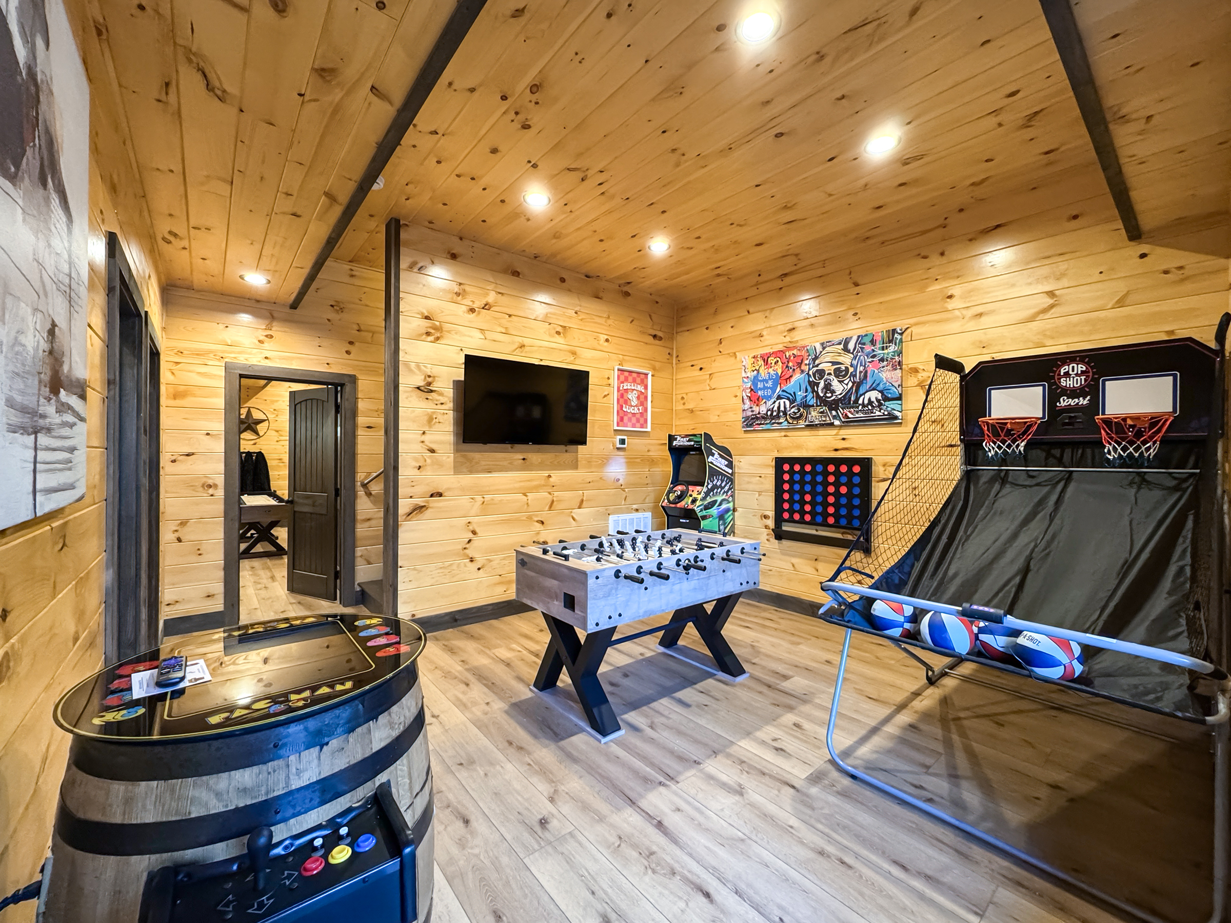 Sevierville, Tennessee, 37862, United States, 3 Bedrooms Bedrooms, ,3 BathroomsBathrooms,Residential,For Sale,1984599