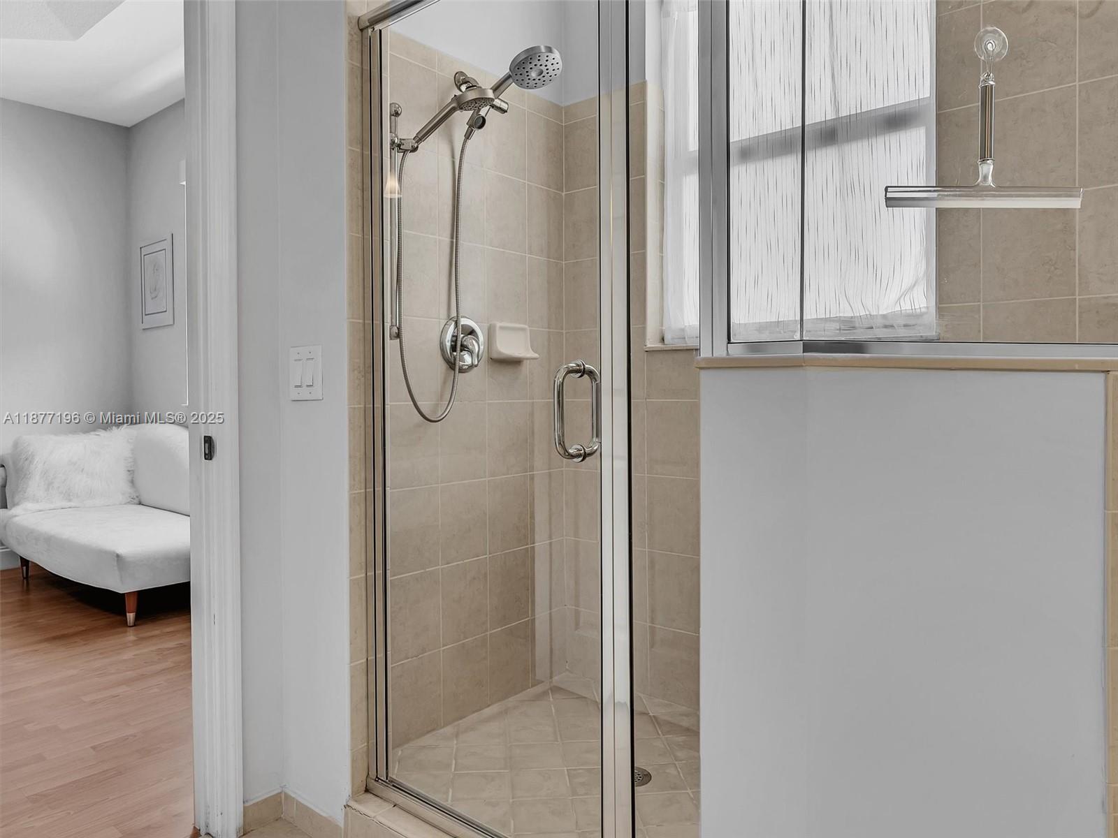 Miami, Florida, 33186, United States, 3 Bedrooms Bedrooms, ,3 BathroomsBathrooms,Residential,For Sale,1949094