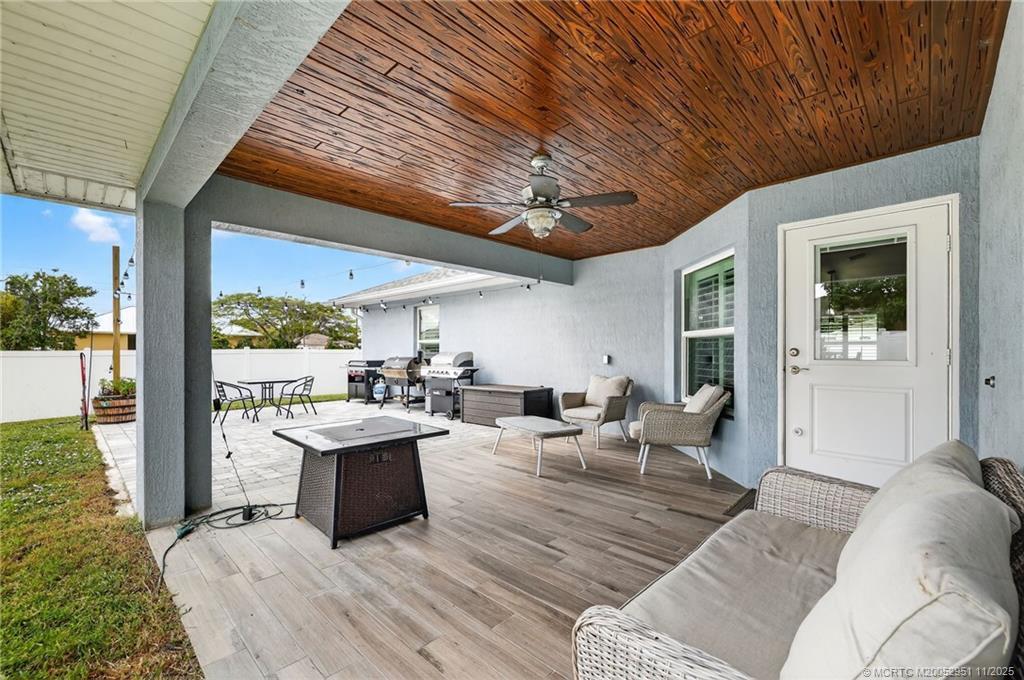 Port St Lucie, Florida, 34953, United States, 4 Bedrooms Bedrooms, ,2 BathroomsBathrooms,Residential,For Sale,1989393