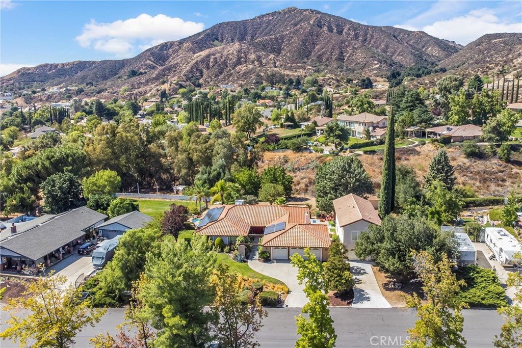 Cherry Valley, California, 92223, United States, 6 Bedrooms Bedrooms, ,3 BathroomsBathrooms,Residential,For Sale,1973904