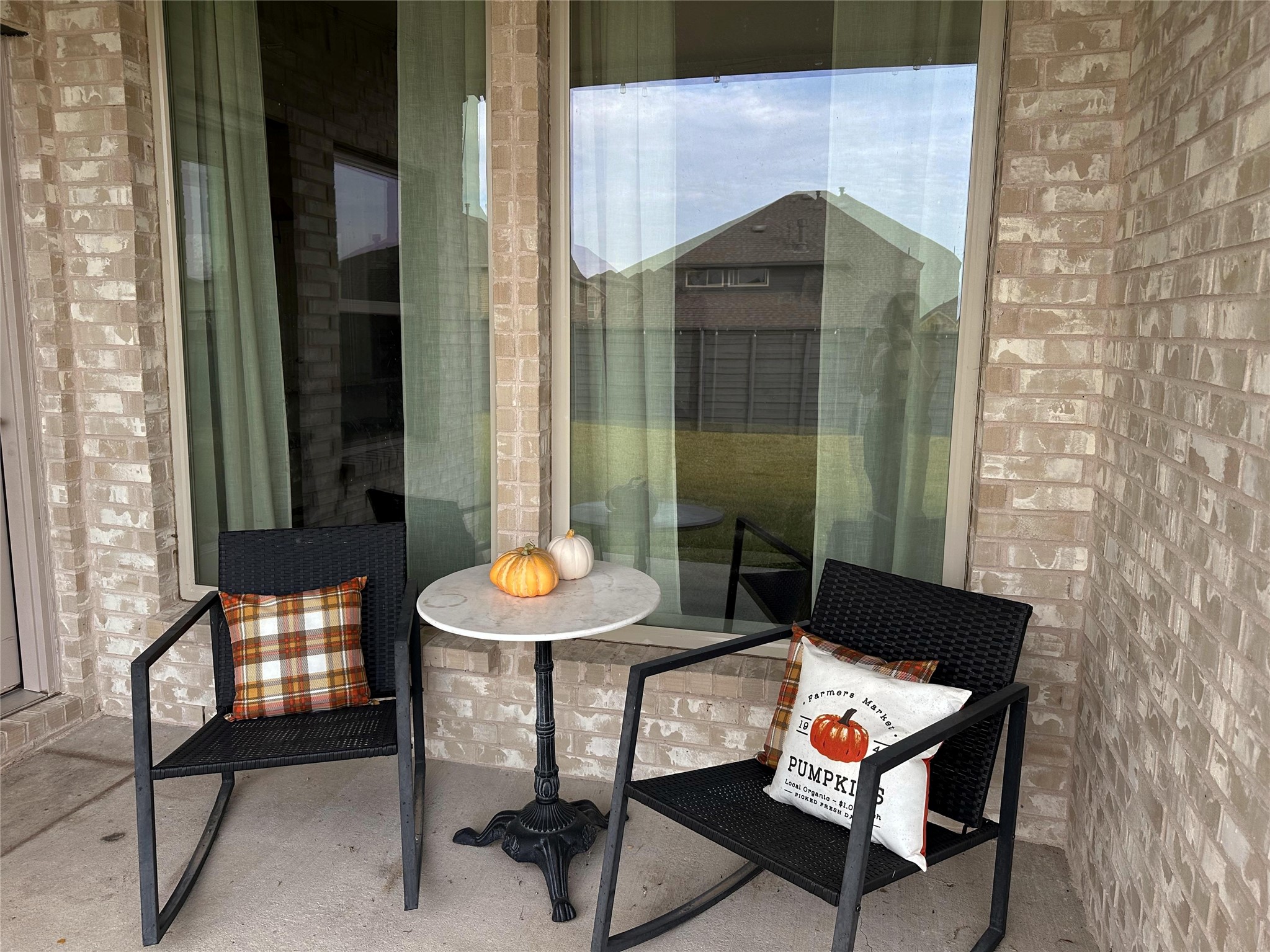 Little Elm, Texas, 76227, United States, 5 Bedrooms Bedrooms, ,4 BathroomsBathrooms,Residential,For Sale,1971561