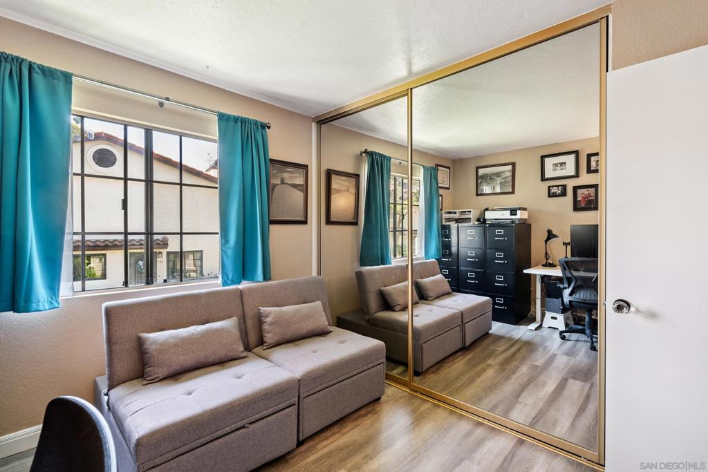 San Diego, California, 92122, United States, 2 Bedrooms Bedrooms, ,2 BathroomsBathrooms,Residential,For Sale,2002525