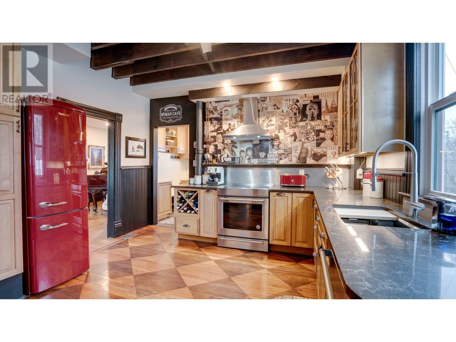VERNON, British Columbia, V1T 4L3, CA, 3 Bedrooms Bedrooms, ,3 BathroomsBathrooms,Residential,For Sale,1839125