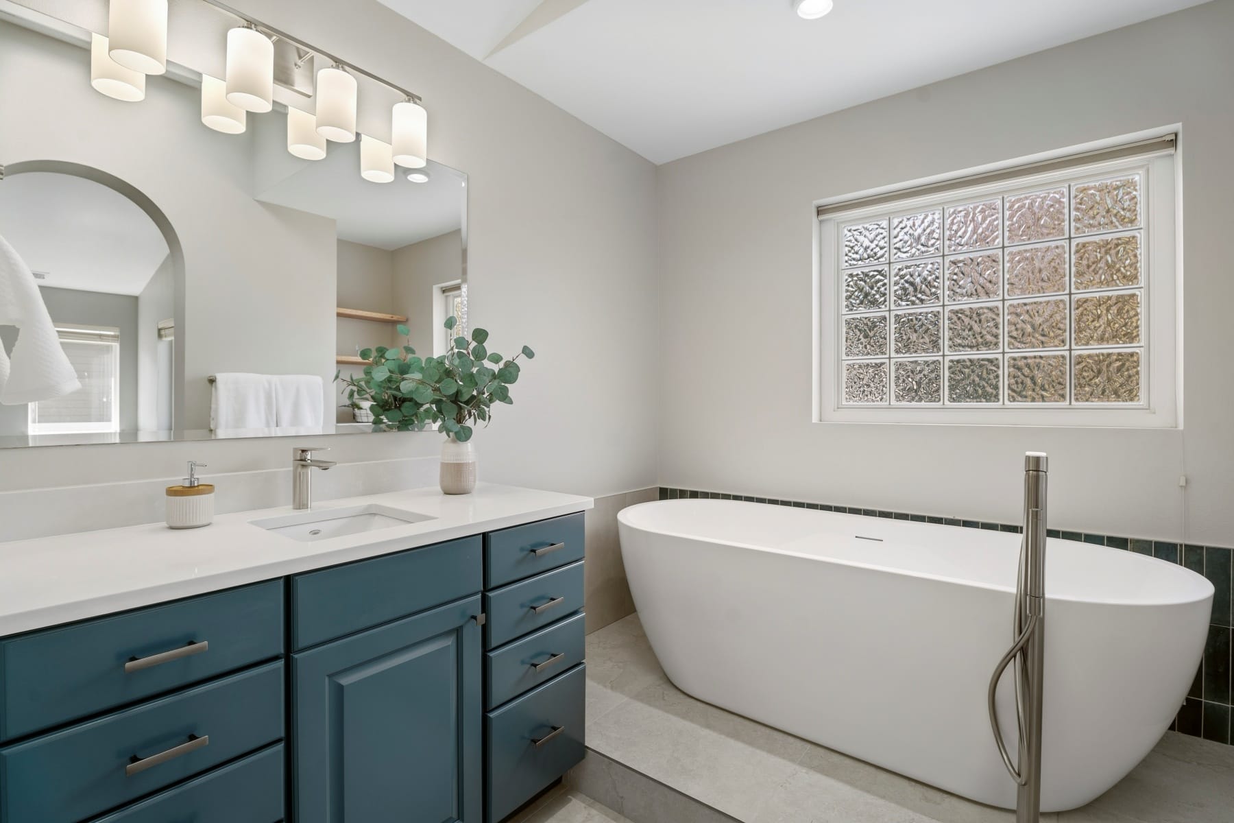  61425 Davis Lake Loop Bend, OR 97702 - 物件實景