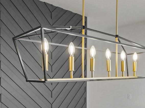 Clarksville, Tennessee, 37043, United States, 5 Bedrooms Bedrooms, ,4 BathroomsBathrooms,Residential,For Sale,1973971