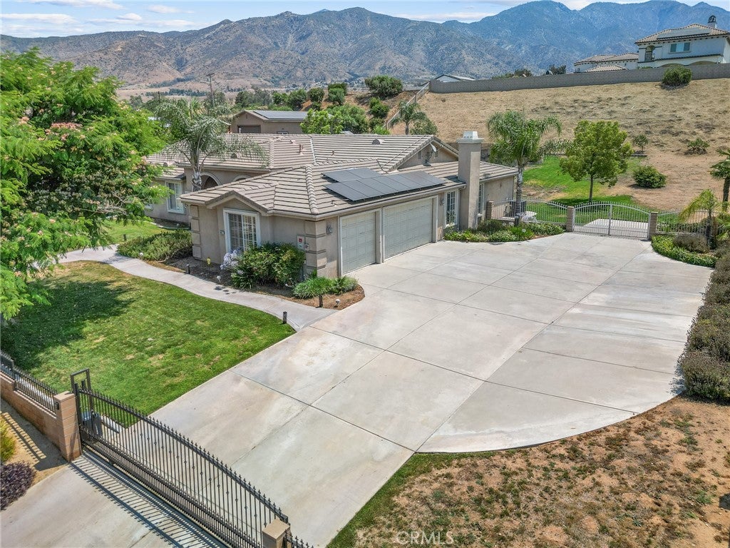Yucaipa, California, 92399, United States, 4 Bedrooms Bedrooms, ,3 BathroomsBathrooms,Residential,For Sale,1895325