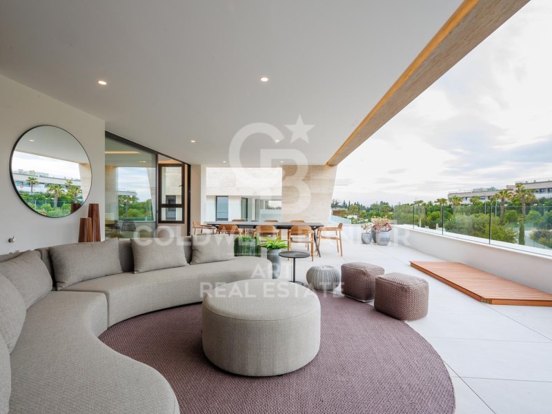 Marbella, Andalusia, ES, 3 Bedrooms Bedrooms, ,3 BathroomsBathrooms,Residential,For Sale,1906973