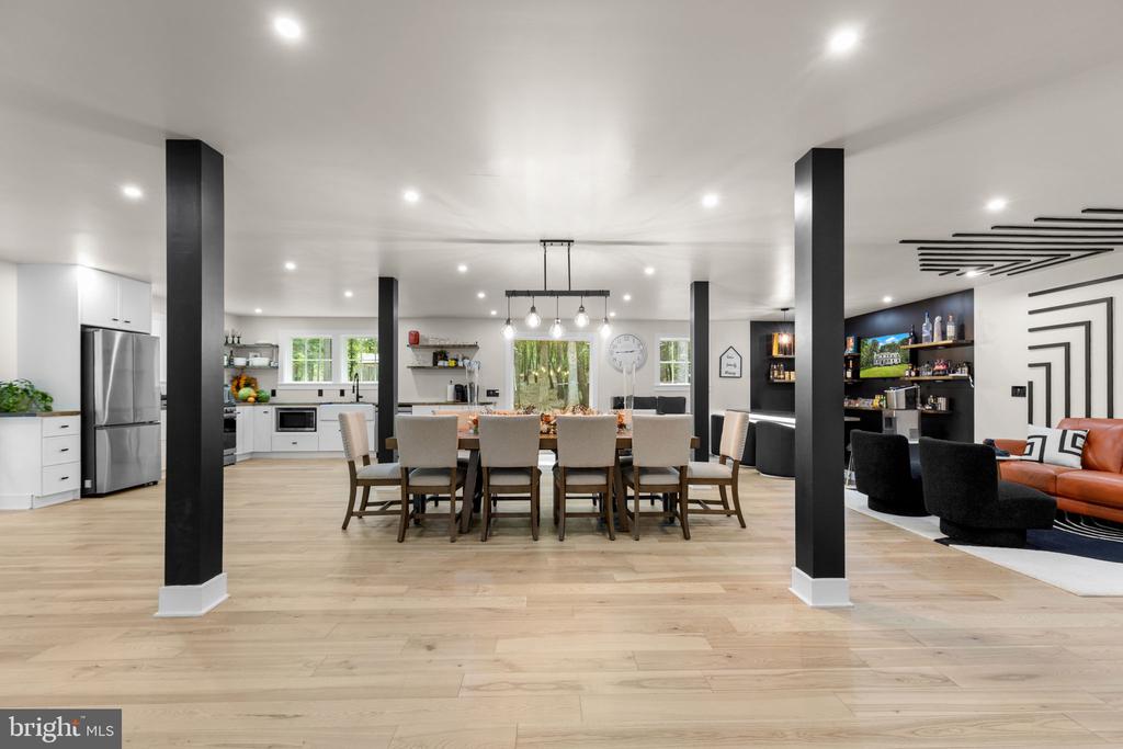 Spotsylvania, Virginia, 22551, United States, 4 Bedrooms Bedrooms, ,4 BathroomsBathrooms,Residential,For Sale,1981992