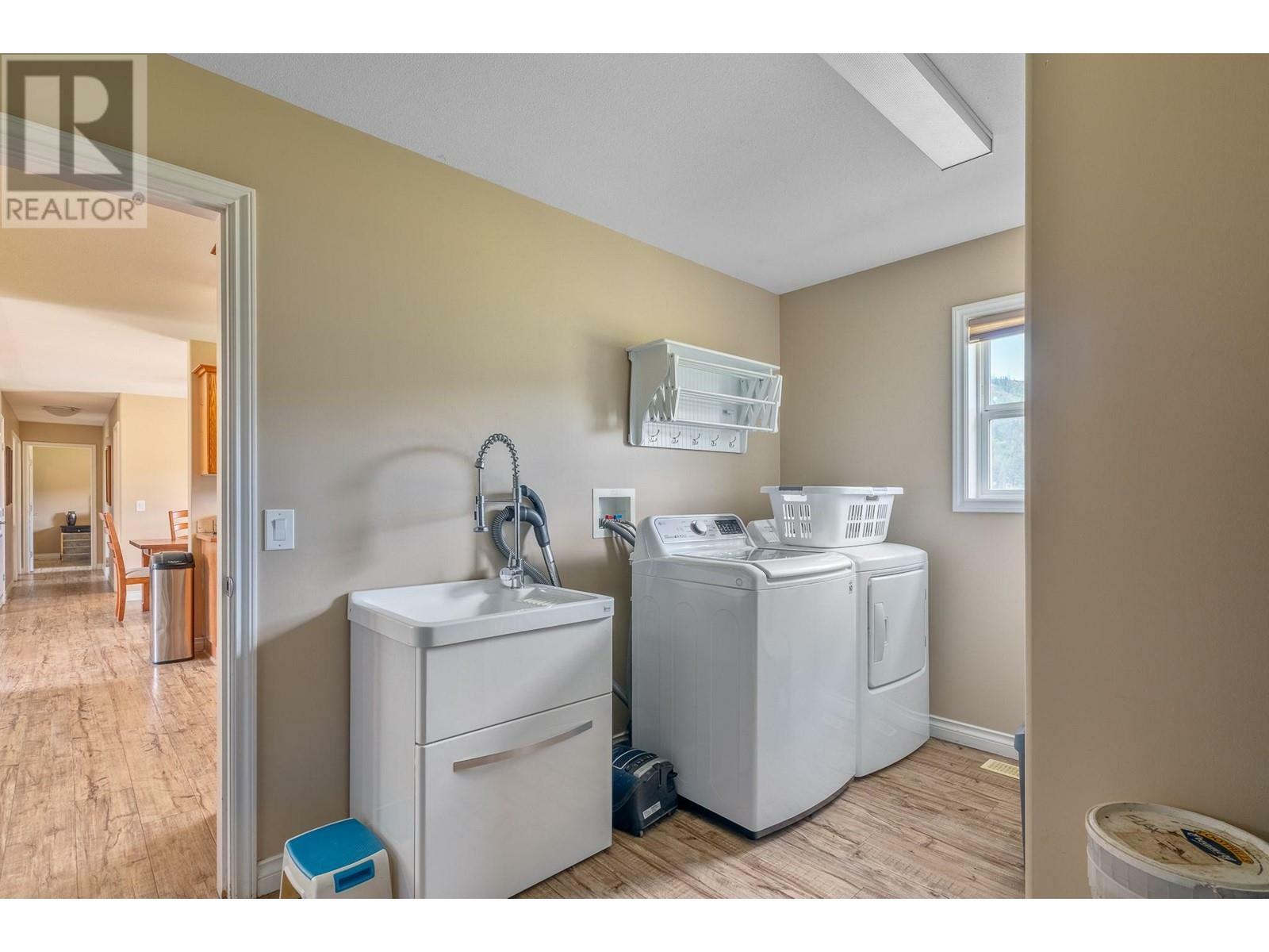 GRINDROD, British Columbia, V0E 1Y0, CA, 3 Bedrooms Bedrooms, ,2 BathroomsBathrooms,Residential,For Sale,1838949