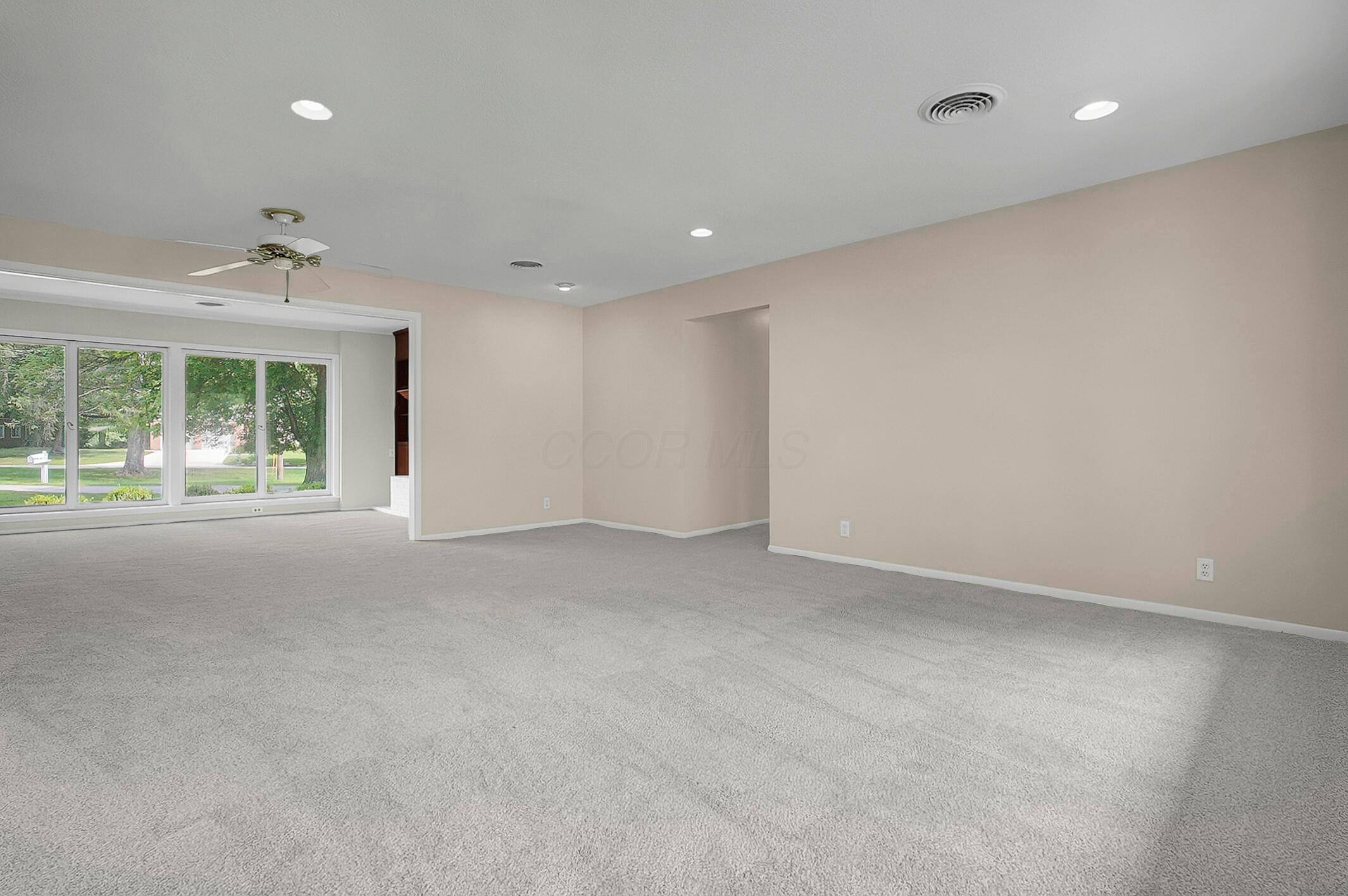 Granville, Ohio, 43023, United States, 3 Bedrooms Bedrooms, ,2 BathroomsBathrooms,Residential,For Sale,1901349