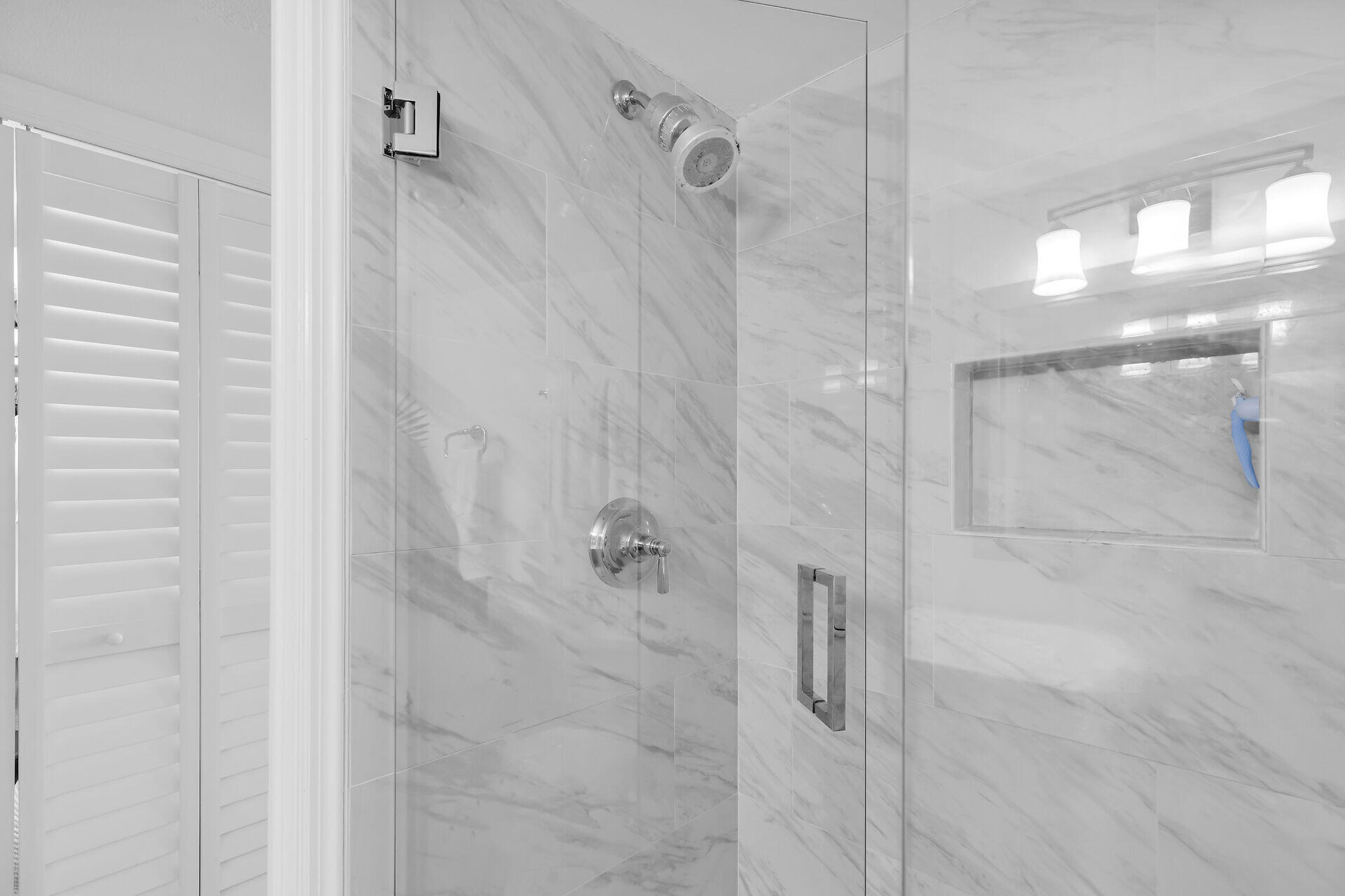 MARATHON, Florida, 33050, United States, 2 Bedrooms Bedrooms, ,2 BathroomsBathrooms,Residential,For Sale,1991254