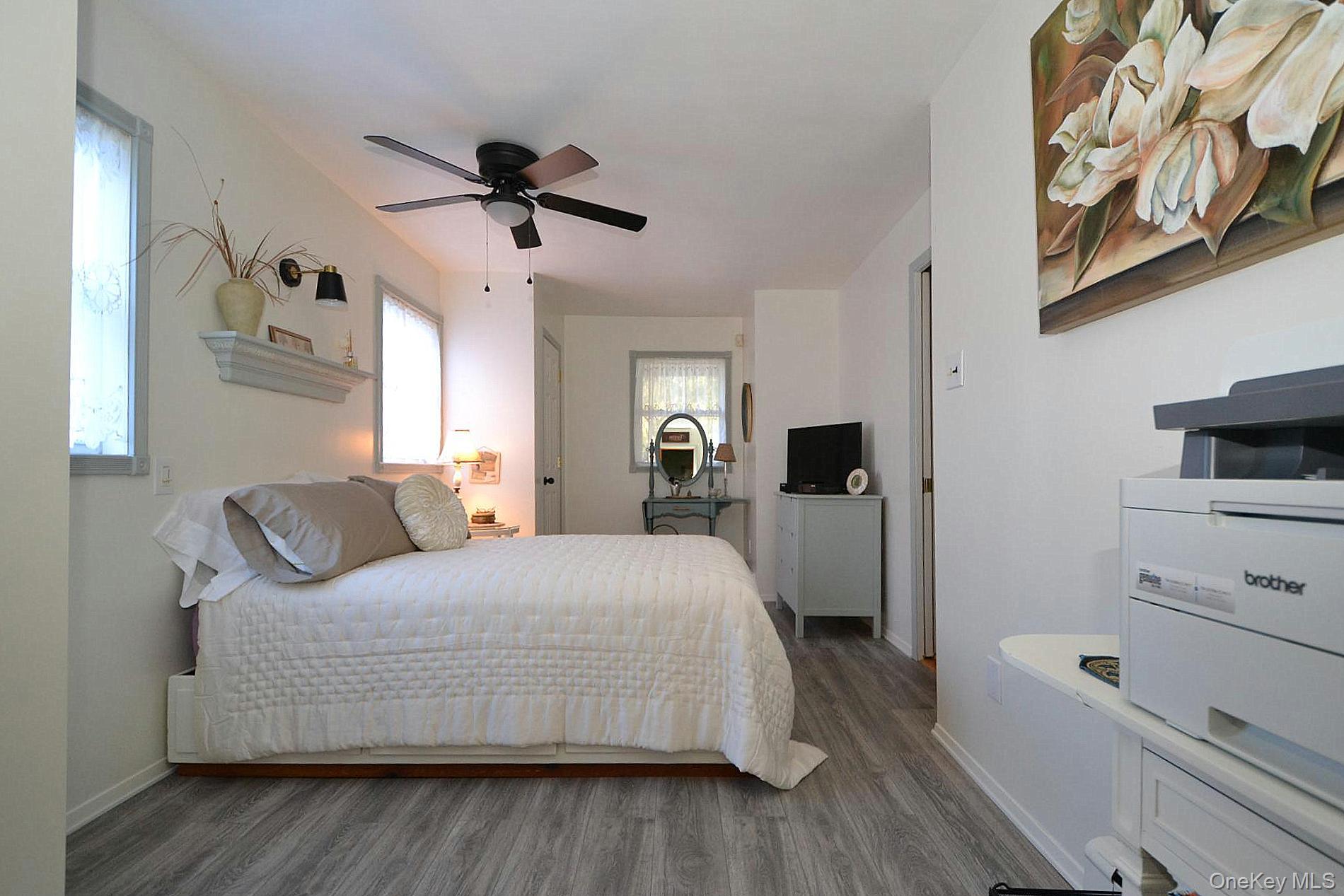 Patchogue, New York, 11772, United States, 3 Bedrooms Bedrooms, ,2 BathroomsBathrooms,Residential,For Sale,1972957