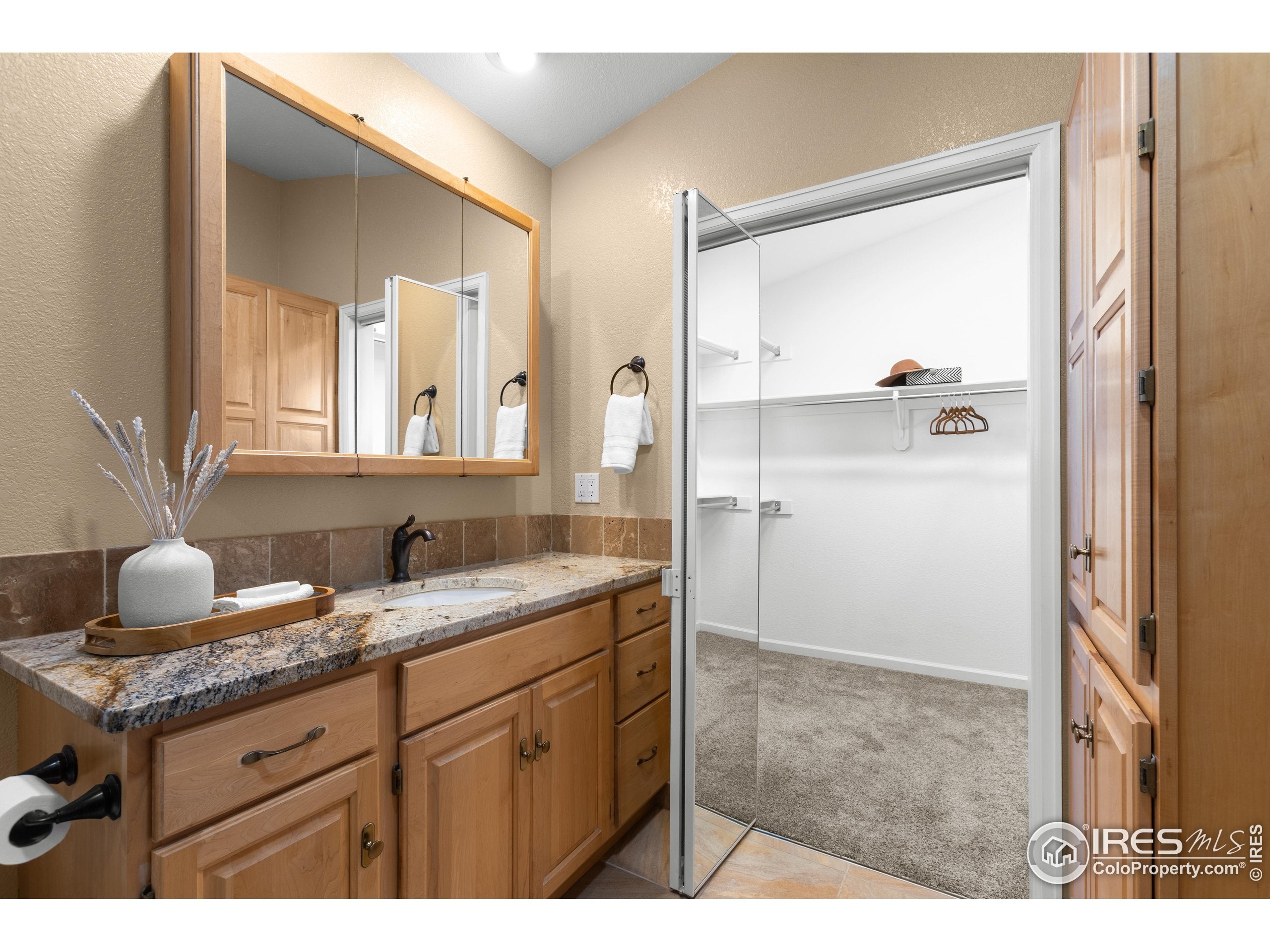 Laporte, Colorado, 80535, United States, 2 Bedrooms Bedrooms, ,2 BathroomsBathrooms,Residential,For Sale,1997867