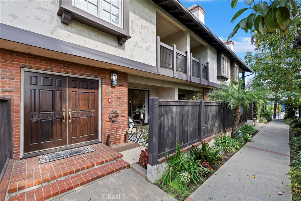 Sierra Madre, California, 91024, United States, 2 Bedrooms Bedrooms, ,3 BathroomsBathrooms,Residential,For Sale,1992859