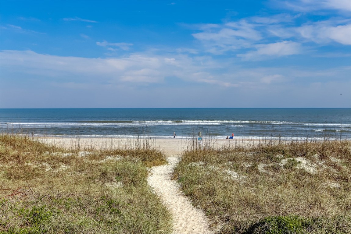 Fernandina Beach, Florida, 32034, United States, 2 Bedrooms Bedrooms, ,2 BathroomsBathrooms,Residential,For Sale,2011702