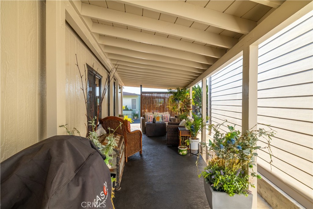 Carlsbad, California, 92011, United States, 2 Bedrooms Bedrooms, ,2 BathroomsBathrooms,Residential,For Sale,2026399