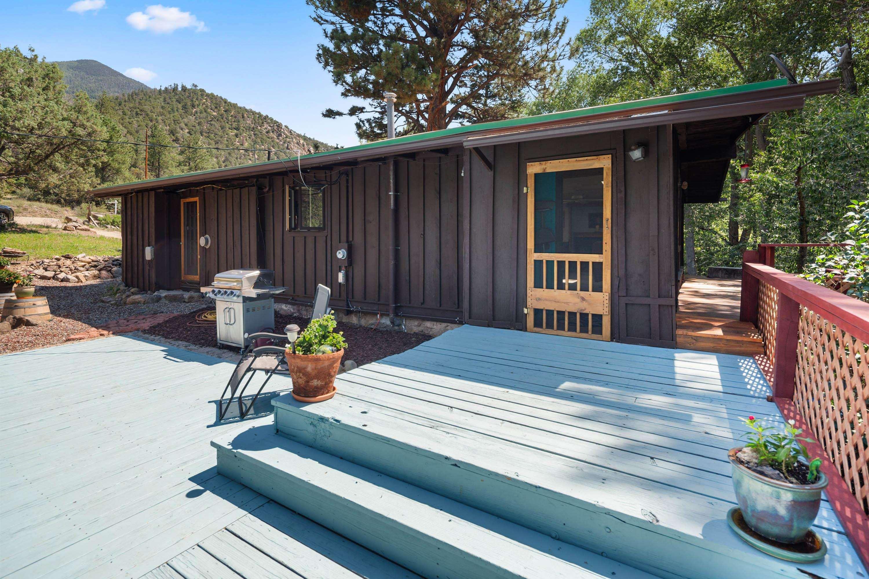 Questa, New Mexico, 87556, United States, 2 Bedrooms Bedrooms, ,3 BathroomsBathrooms,Residential,For Sale,1916841