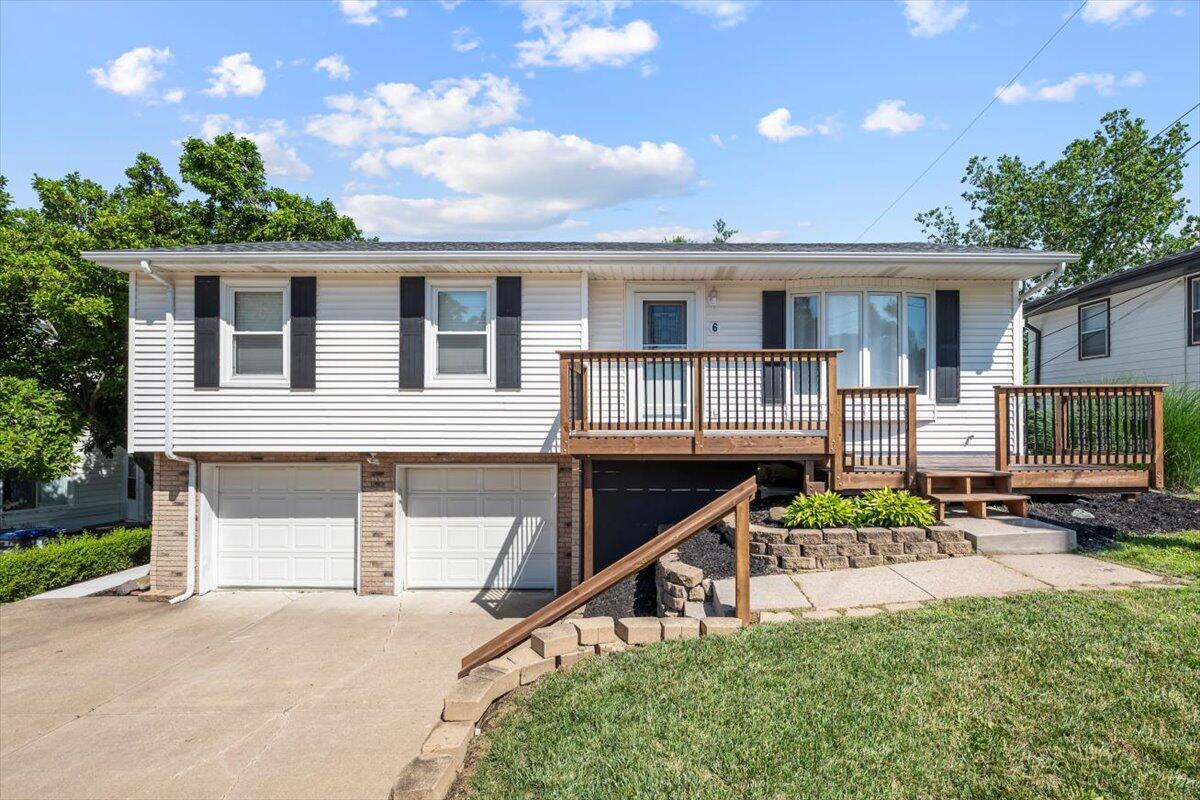 Wenwood Cir, Council Bluffs, IA 51503