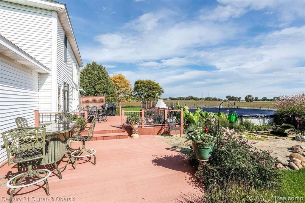 Jackson, Michigan, 49201, United States, 4 Bedrooms Bedrooms, ,3 BathroomsBathrooms,Residential,For Sale,1980498