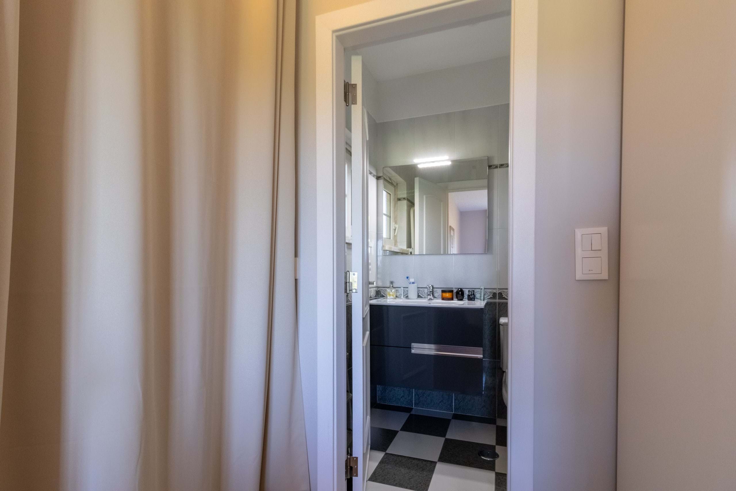 Cascais, Lisbon, 2645-436, PT, 2 Bedrooms Bedrooms, ,2 BathroomsBathrooms,Residential,For Sale,1898687