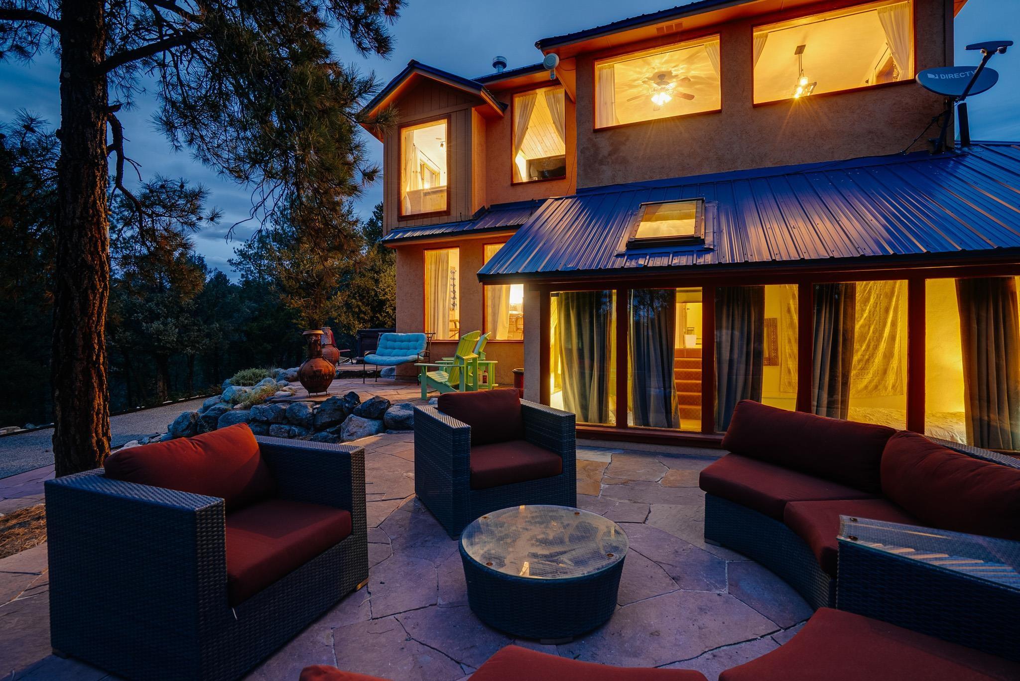 Valdez, New Mexico, 87580, United States, 3 Bedrooms Bedrooms, ,2 BathroomsBathrooms,Residential,For Sale,1972976