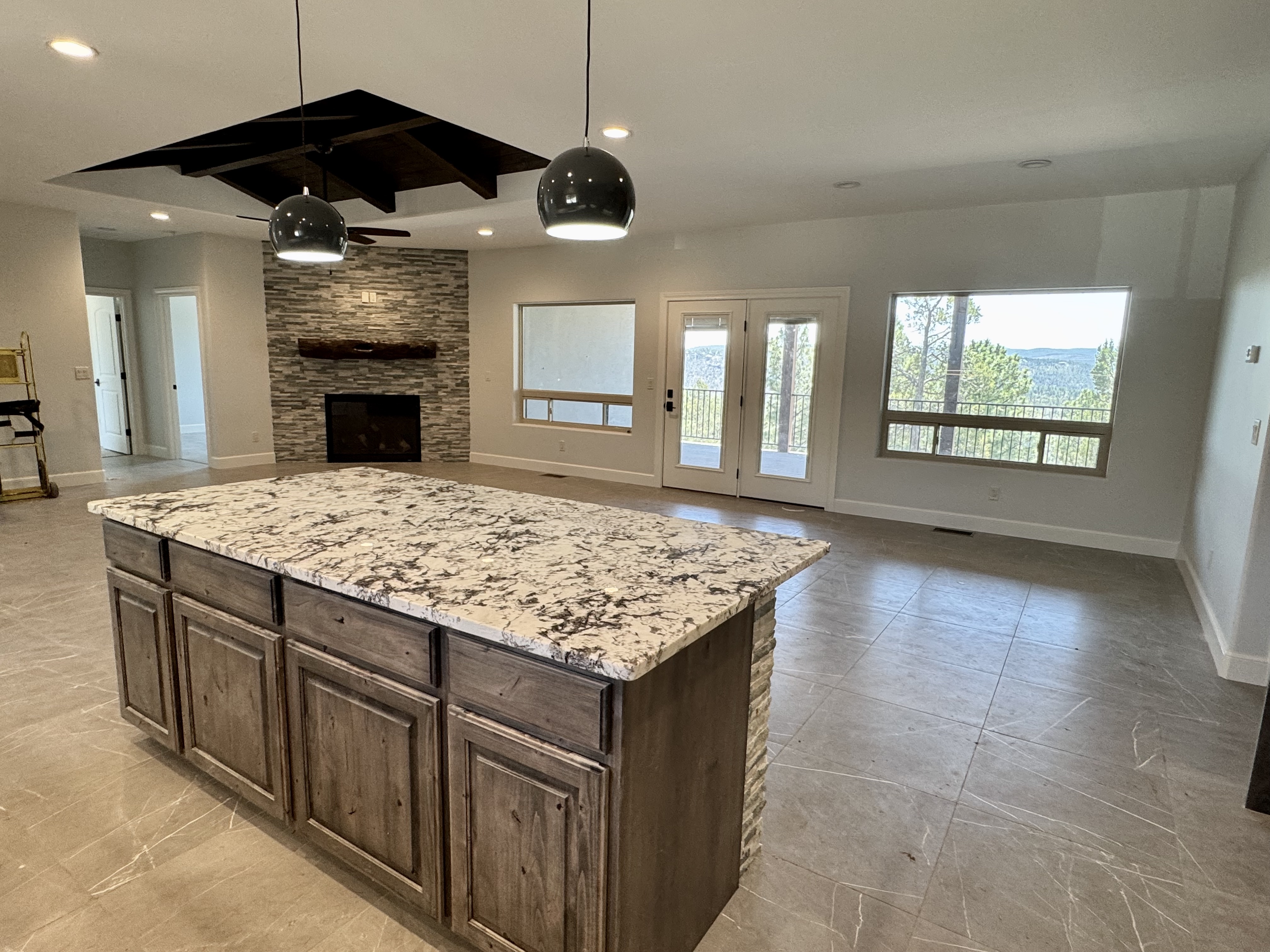 Ruidoso, New Mexico, 88345, United States, 5 Bedrooms Bedrooms, ,5 BathroomsBathrooms,Residential,For Sale,1981179