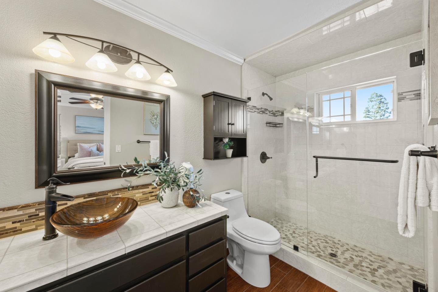 Morgan Hill, California, 95037, United States, 5 Bedrooms Bedrooms, ,3 BathroomsBathrooms,Residential,For Sale,1934202