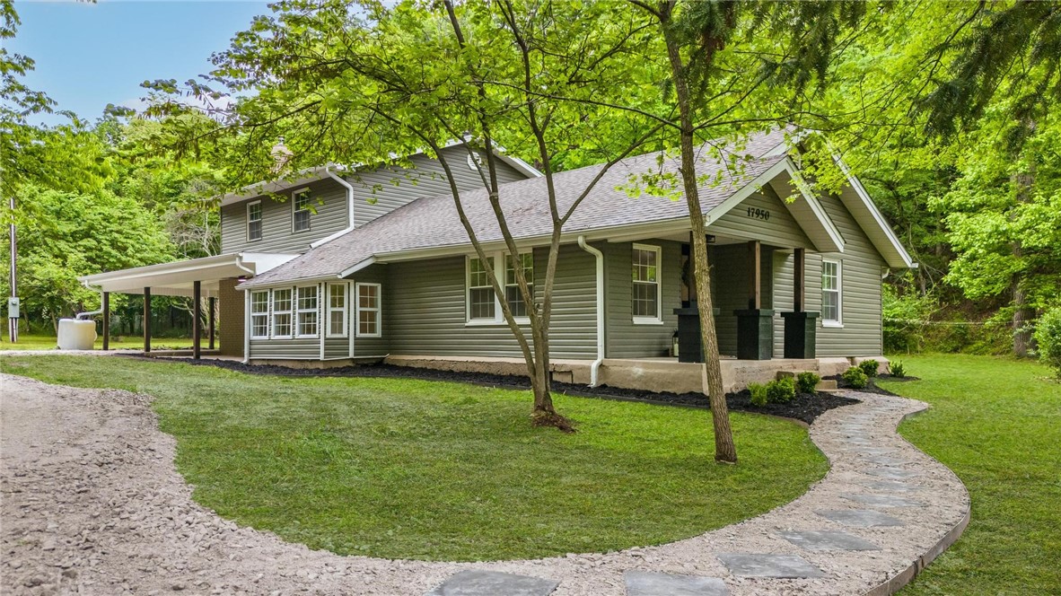 Fayetteville, Arkansas, 72704, United States, 5 Bedrooms Bedrooms, ,3 BathroomsBathrooms,Residential,For Sale,1805312