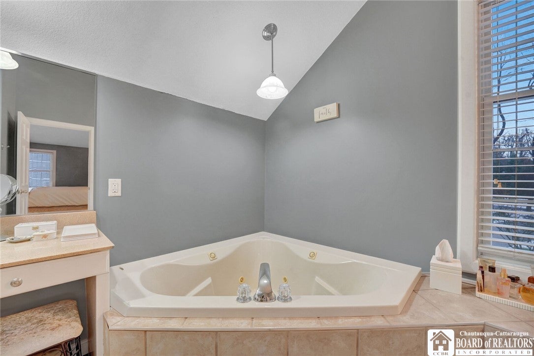 Bemus Point, New York, 14712, United States, 4 Bedrooms Bedrooms, ,5 BathroomsBathrooms,Residential,For Sale,2035252