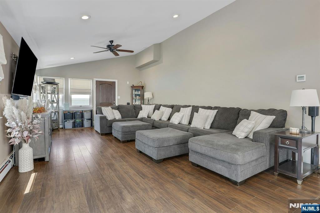 Old Tappan, New Jersey, 07675, United States, 4 Bedrooms Bedrooms, ,3 BathroomsBathrooms,Residential,For Sale,1906748
