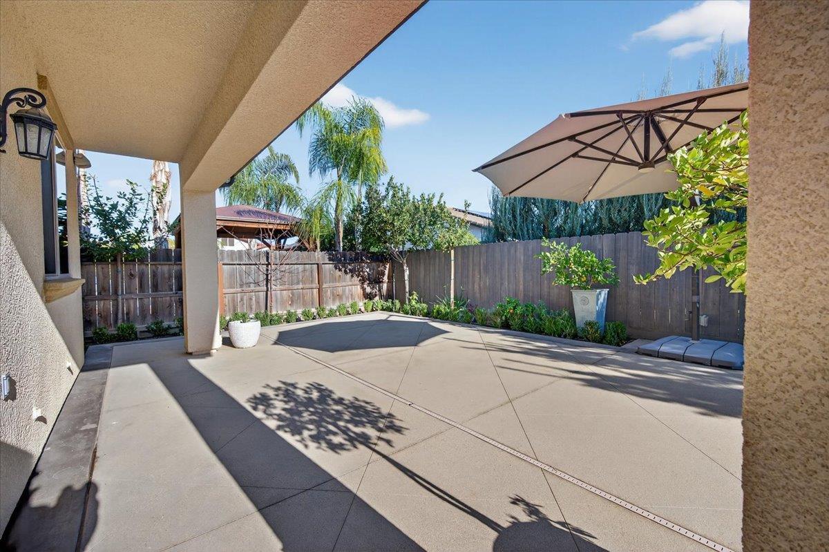 Fresno, California, 93730, United States, 3 Bedrooms Bedrooms, ,3 BathroomsBathrooms,Residential,For Sale,2008537