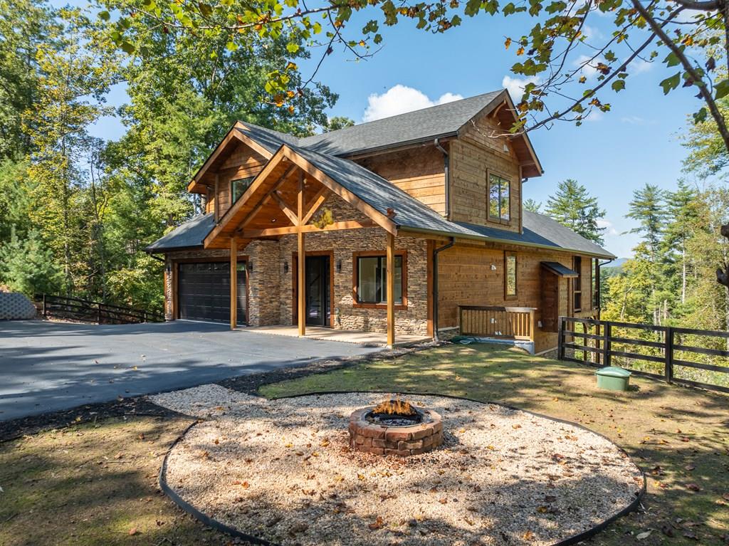 Ellijay, Georgia, 30540, United States, 4 Bedrooms Bedrooms, ,5 BathroomsBathrooms,Residential,For Sale,1858982