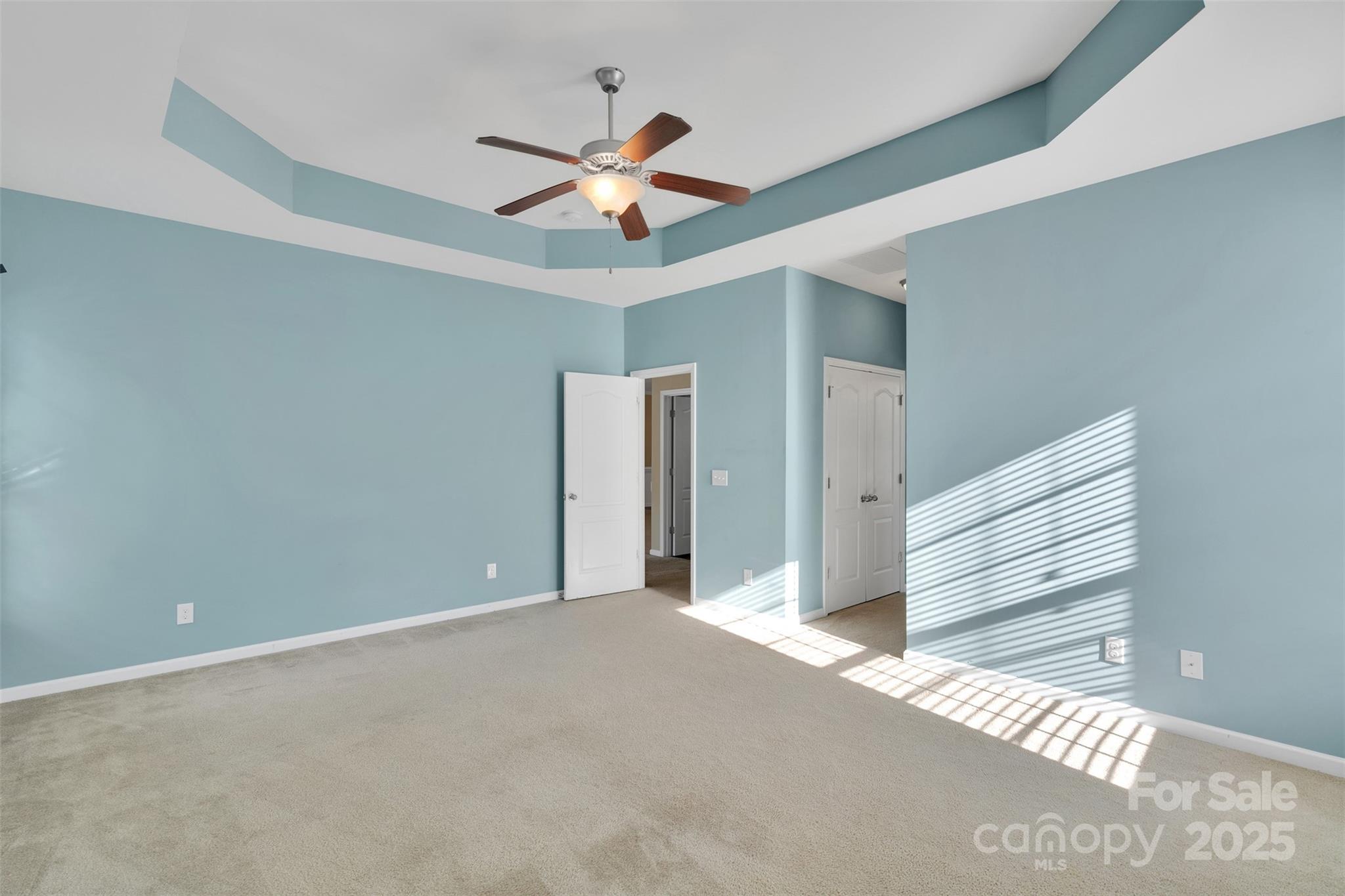 Charlotte, North Carolina, 28278, United States, 3 Bedrooms Bedrooms, ,2 BathroomsBathrooms,Residential,For Sale,1948260