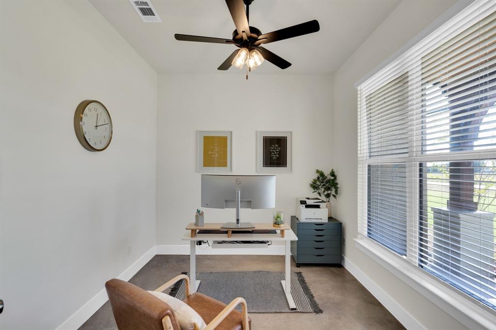 Waxahachie, Texas, 75167, United States, 4 Bedrooms Bedrooms, ,2 BathroomsBathrooms,Residential,For Sale,1975202