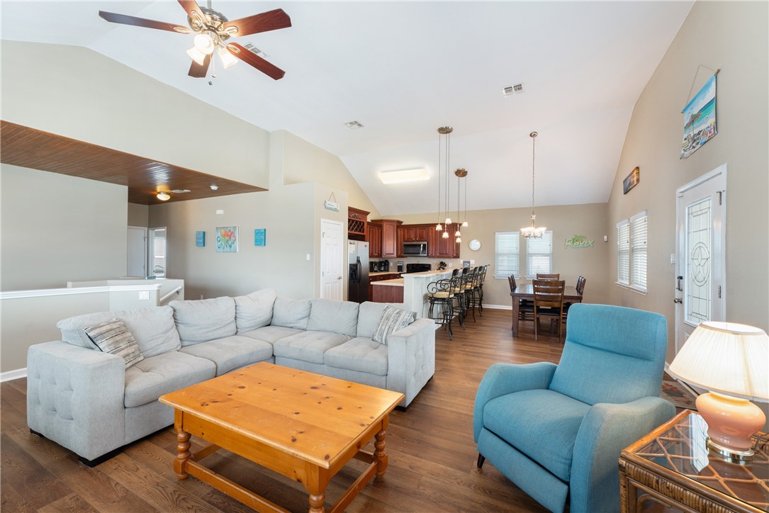 Port Aransas, Texas, 78373, United States, 4 Bedrooms Bedrooms, ,3 BathroomsBathrooms,Residential,For Sale,1829180