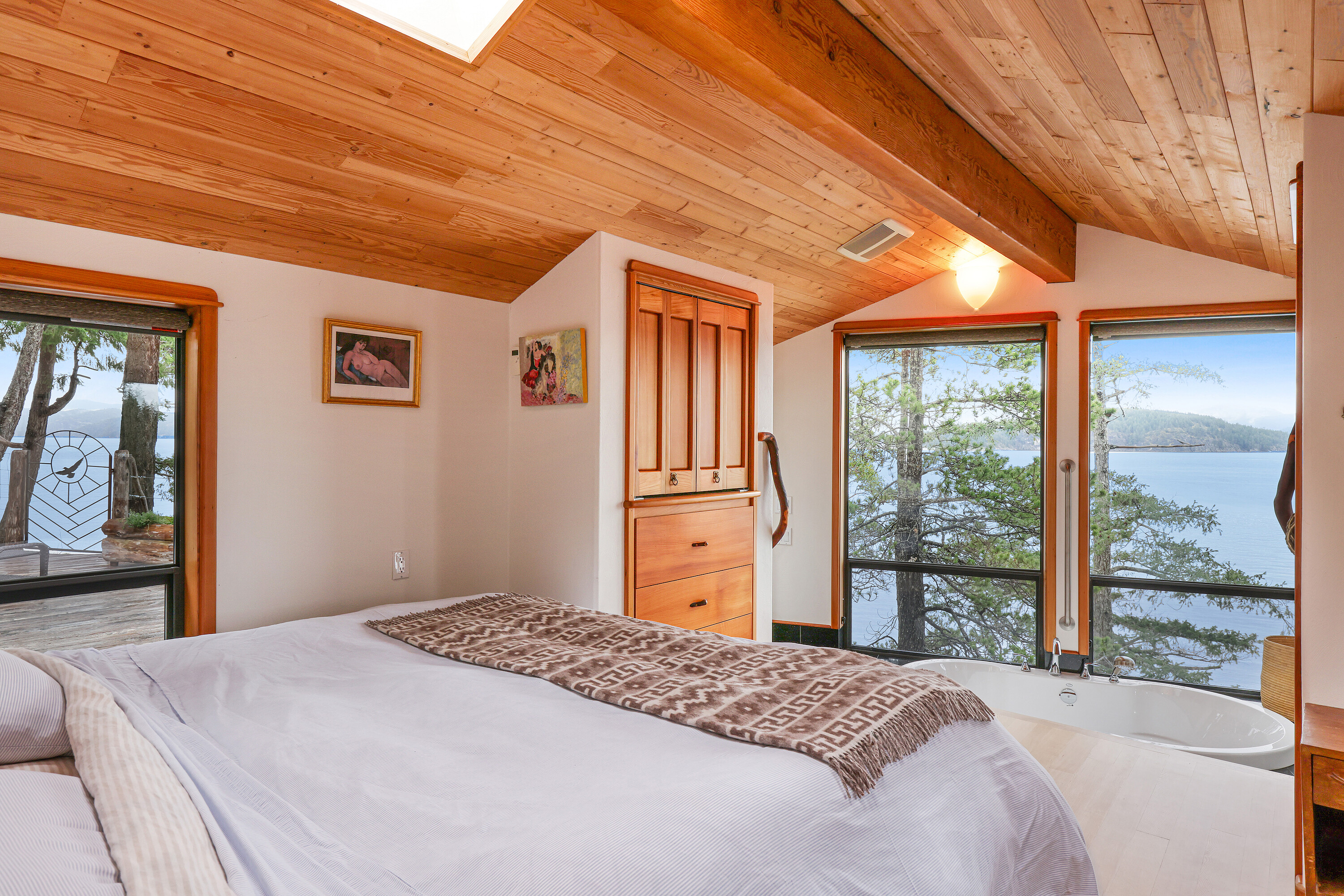  Private Lake Property - 物件實景