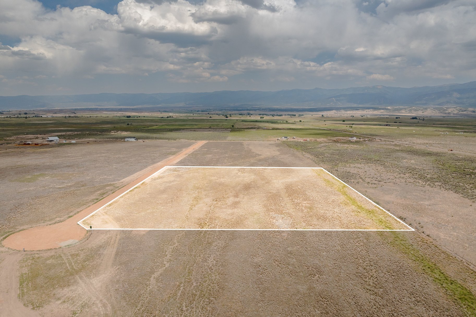  8.5-Acre Lots, No HOA, Stunning Horseshoe Mountain Views - 物件實景