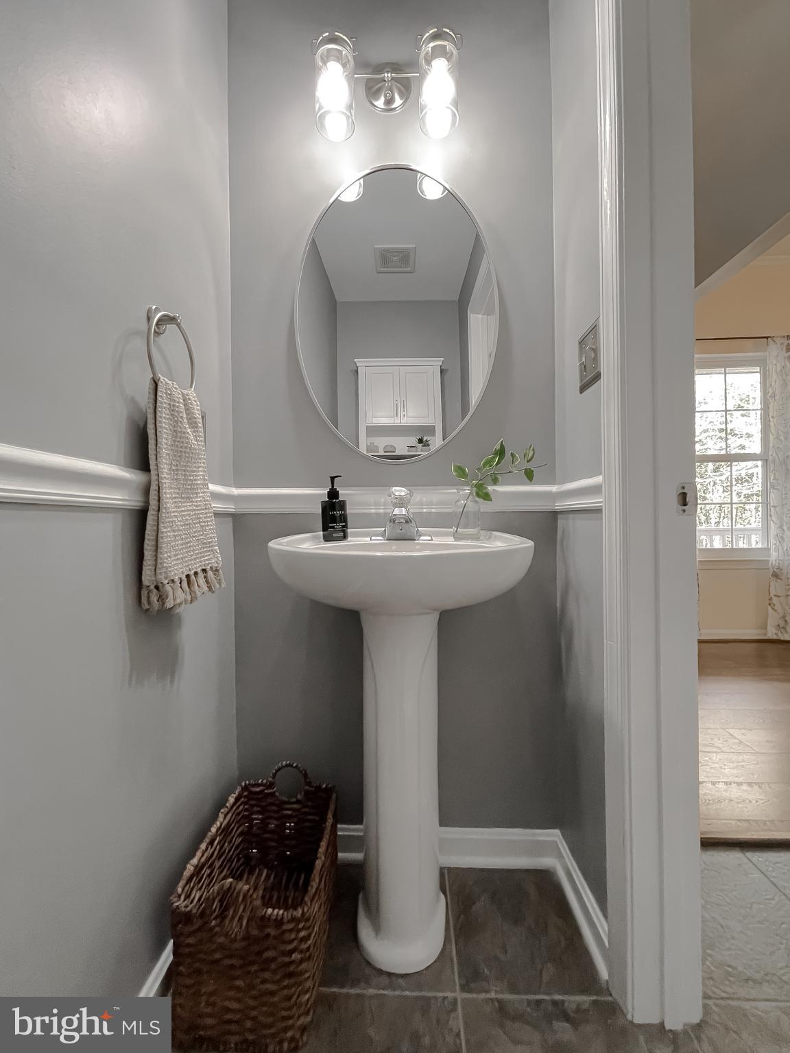 Leonardtown, Maryland, 20650, United States, 5 Bedrooms Bedrooms, ,4 BathroomsBathrooms,Residential,For Sale,2006154