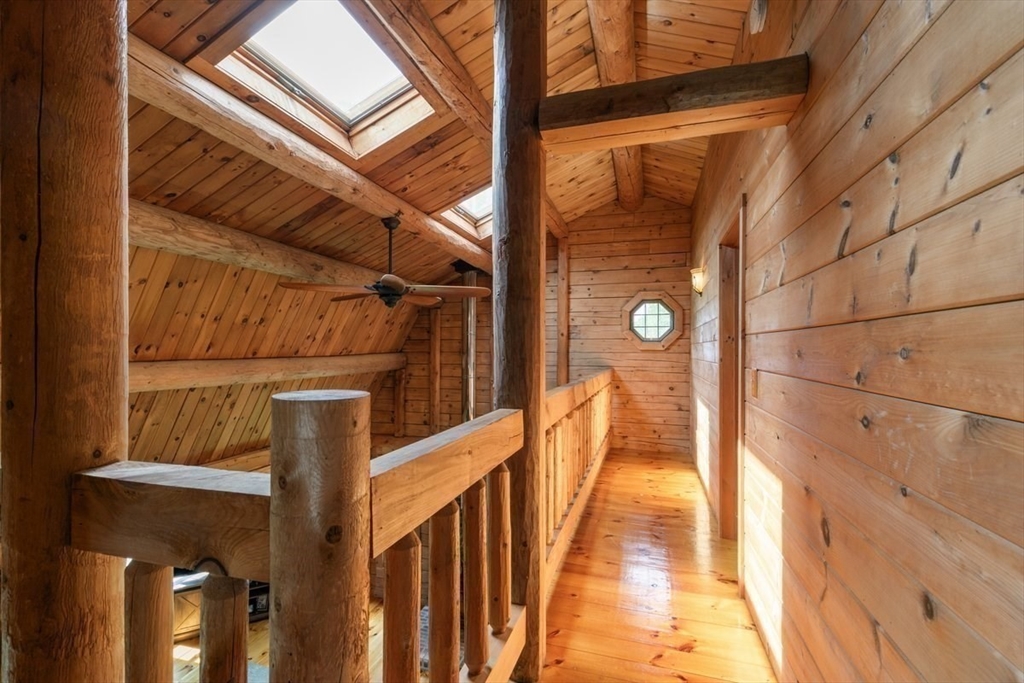 Haverhill, Massachusetts, 01832, United States, 4 Bedrooms Bedrooms, ,2 BathroomsBathrooms,Residential,For Sale,1906911