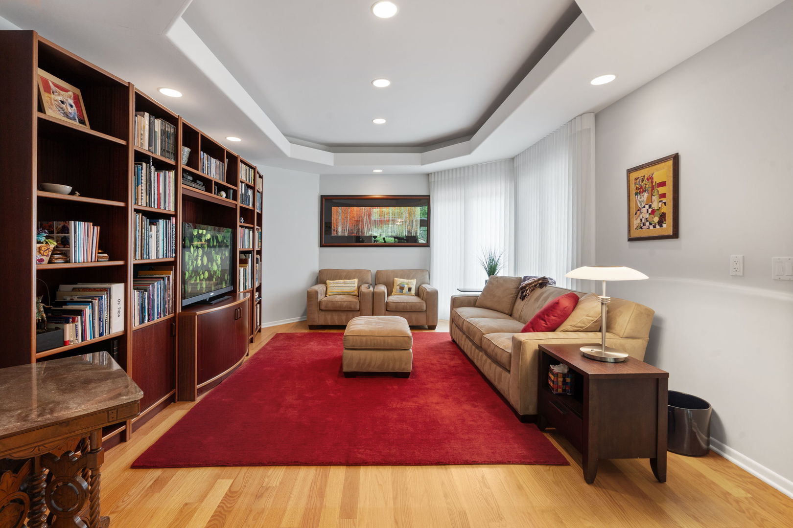 Highland Park, Illinois, 60035, United States, 2 Bedrooms Bedrooms, ,3 BathroomsBathrooms,Residential,For Sale,1903435
