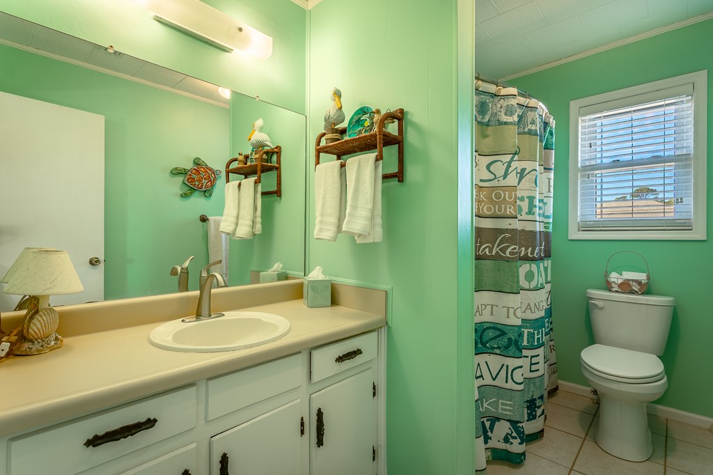 Saint George Island, Florida, 32328, United States, 4 Bedrooms Bedrooms, ,2 BathroomsBathrooms,Residential,For Sale,2005287